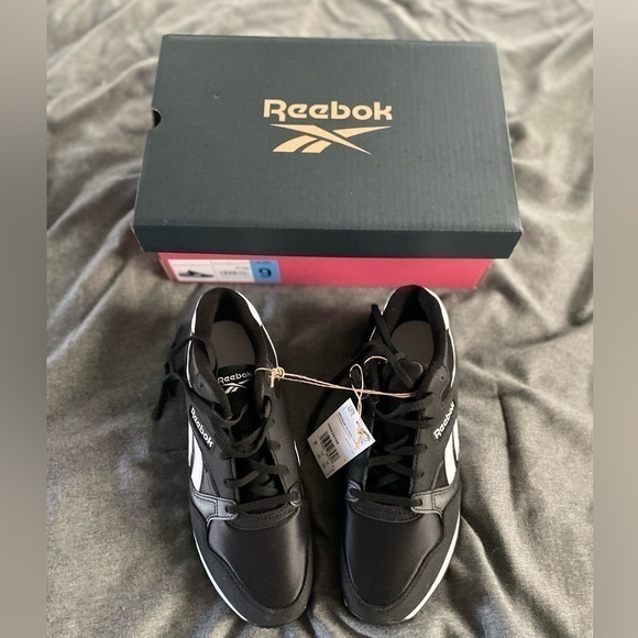 Reebok Shoes - Women Reebok Ultra Flash Shoe size 9